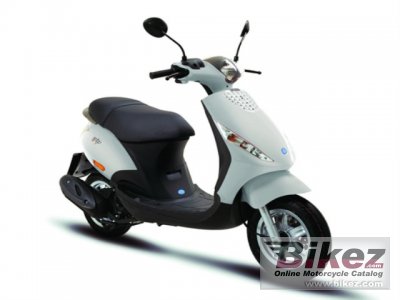 2010 Piaggio Zip 50 photo
